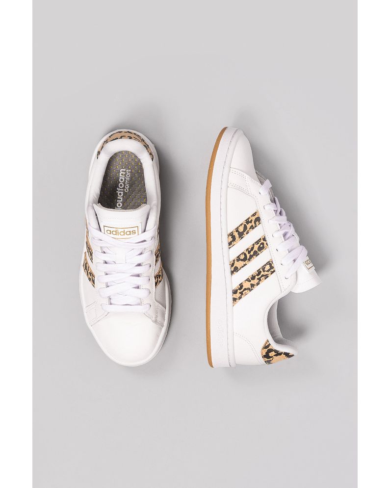tenis adidas grand court leopard