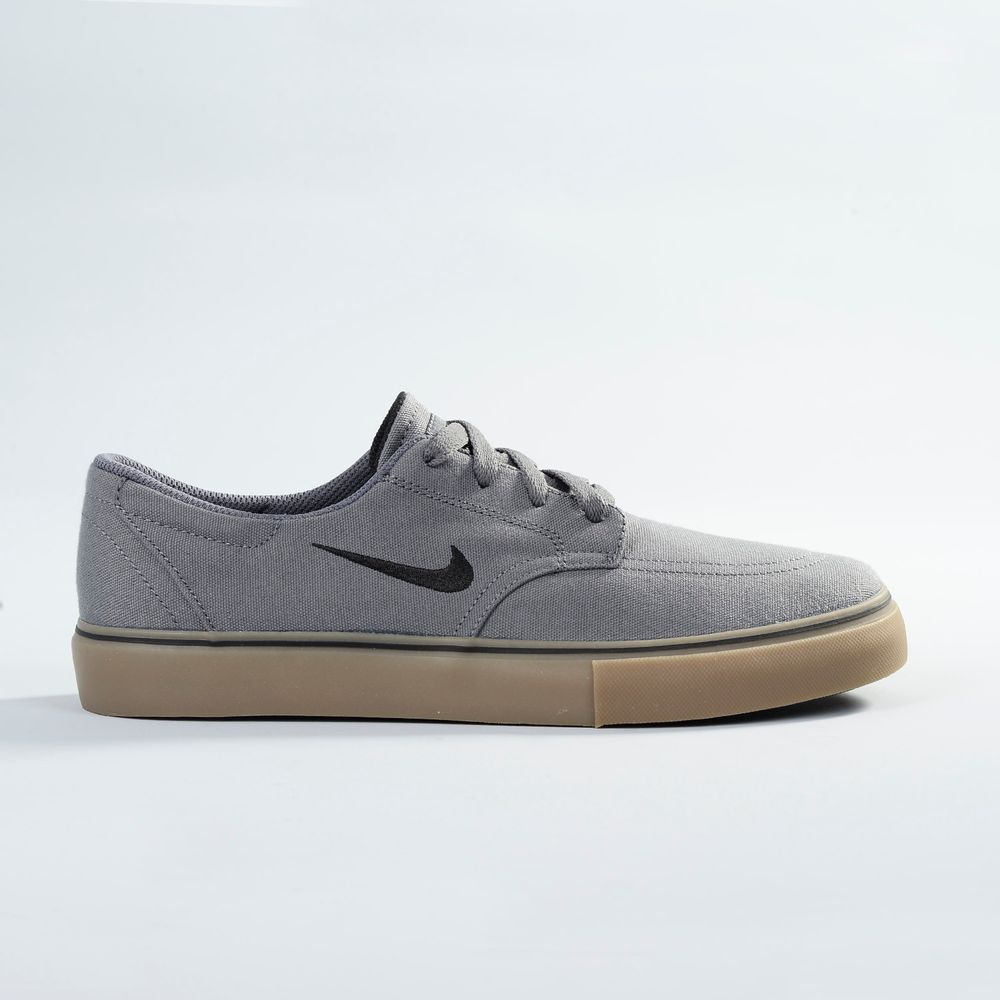 nike sb clutch grey