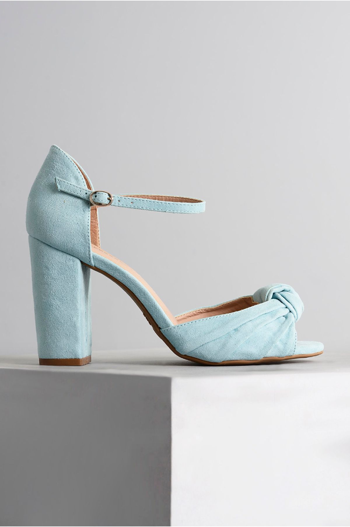 sandalia salto alto azul