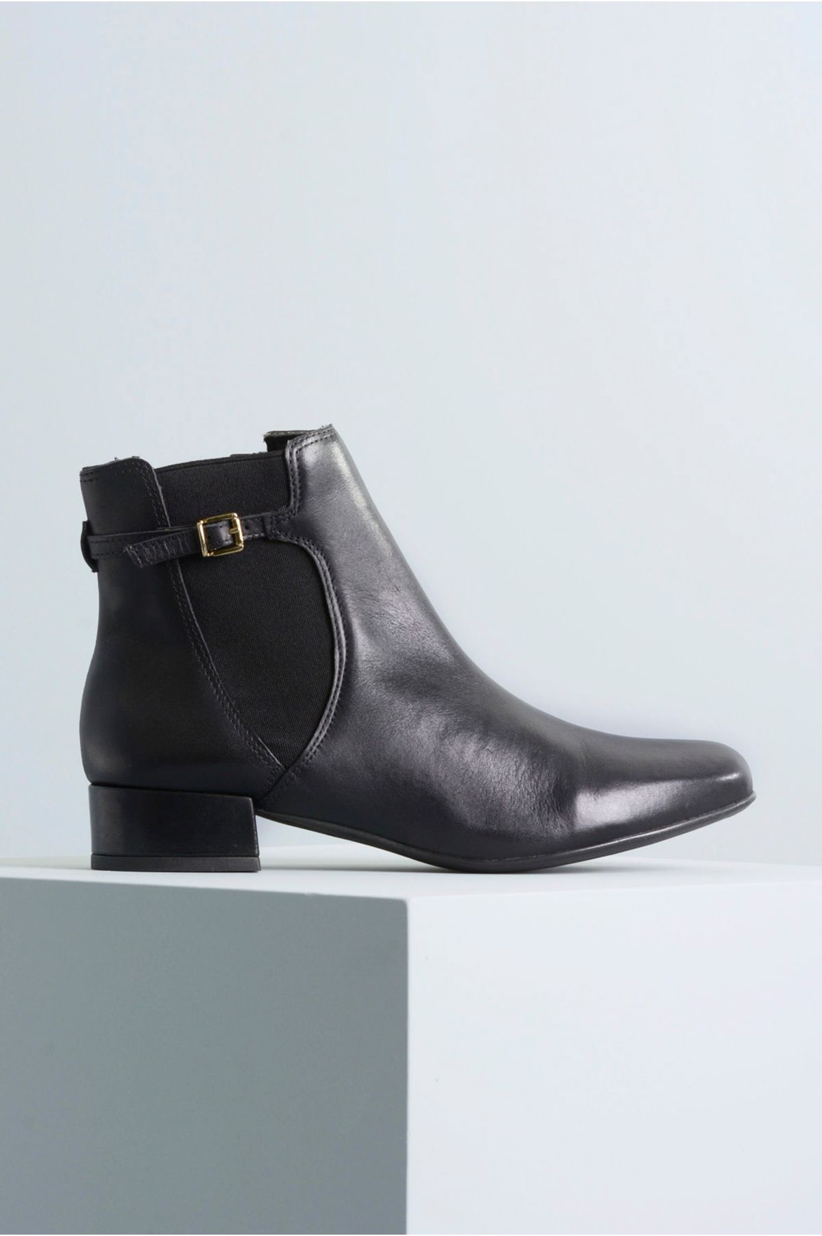 ankle boot salto grosso baixo