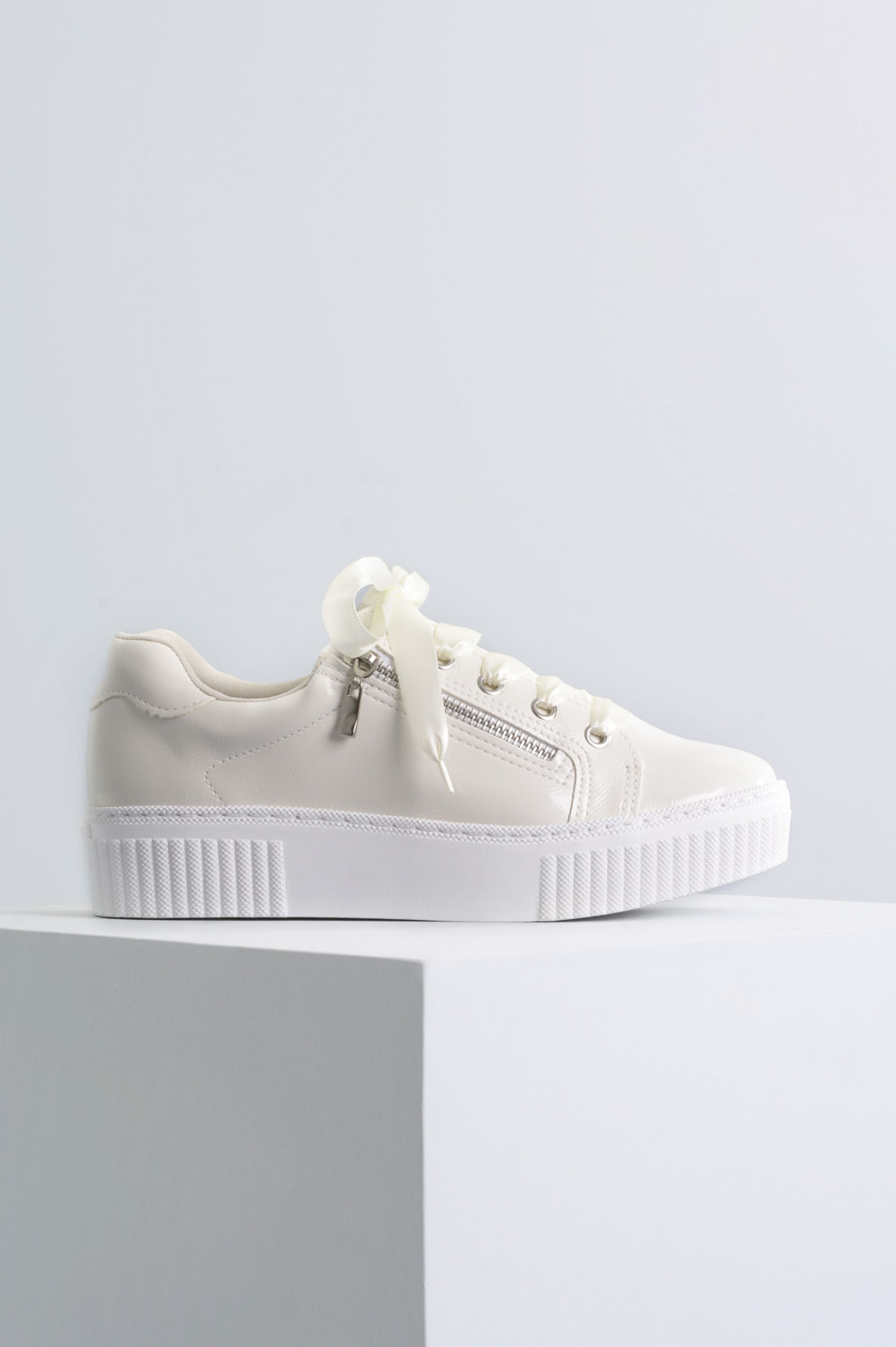 tenis feminino off white