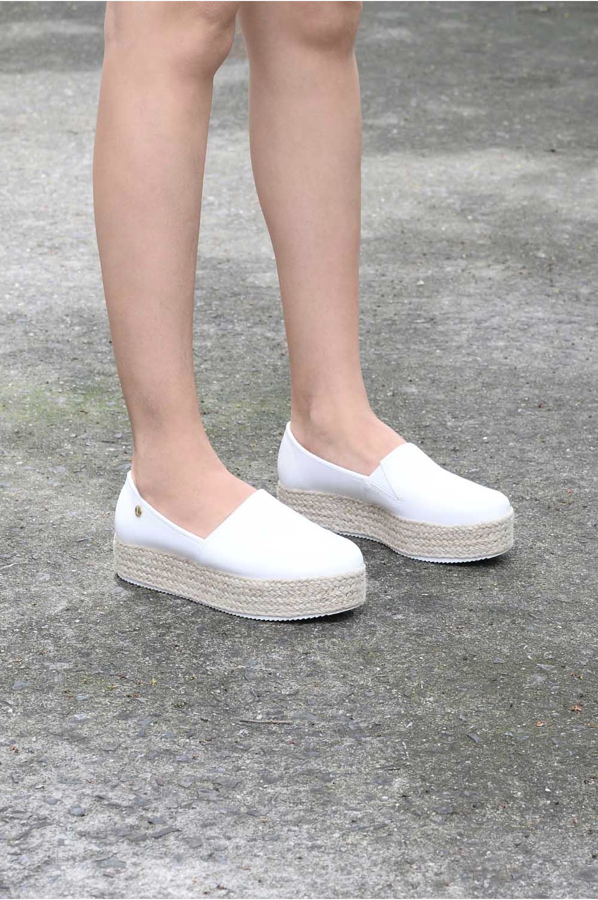 sapatos vizzano branco