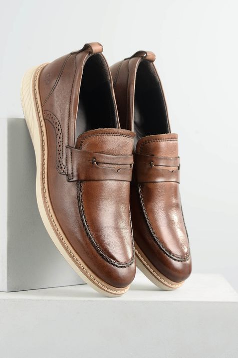 sapato marrom democrata