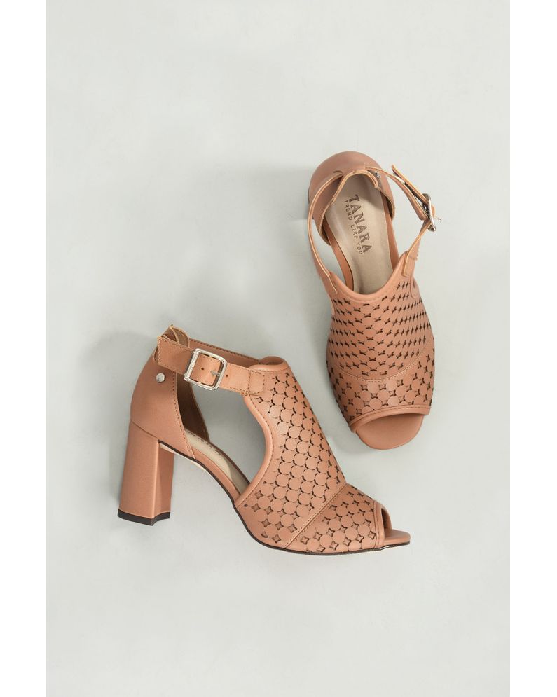 sandal boot caramelo