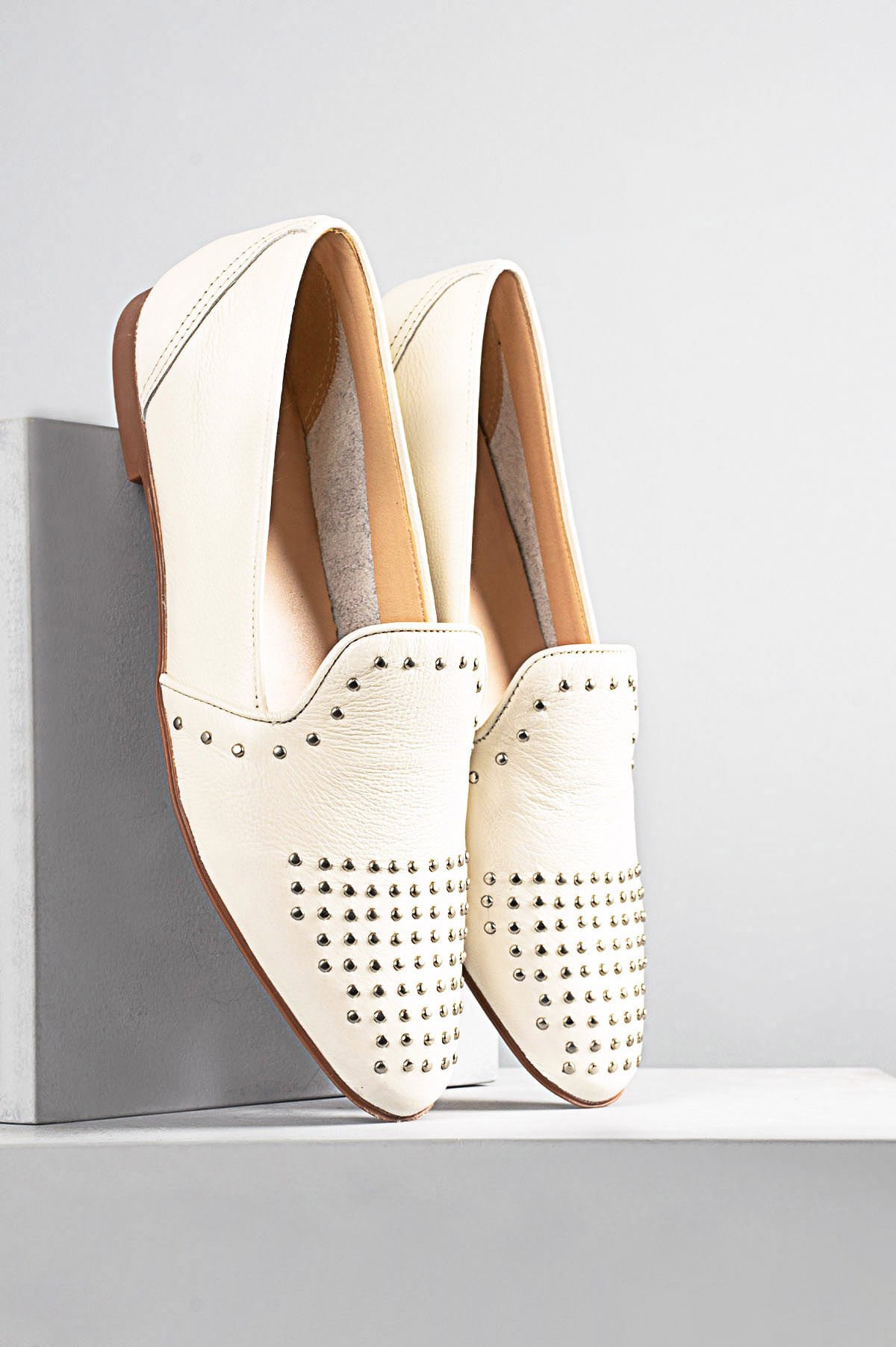 mocassim off white