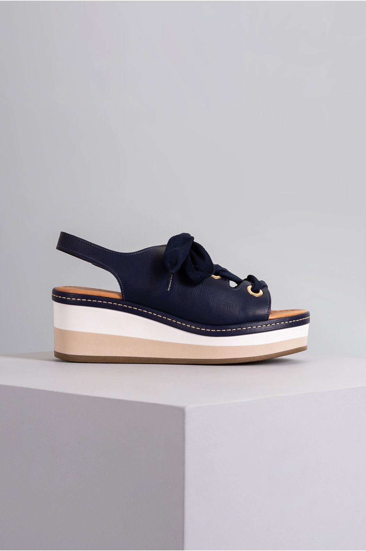 sandalia bebece anabela baixa