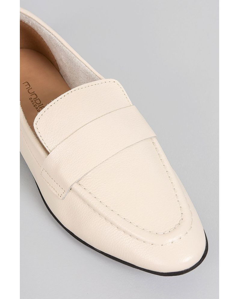 mocassim off white