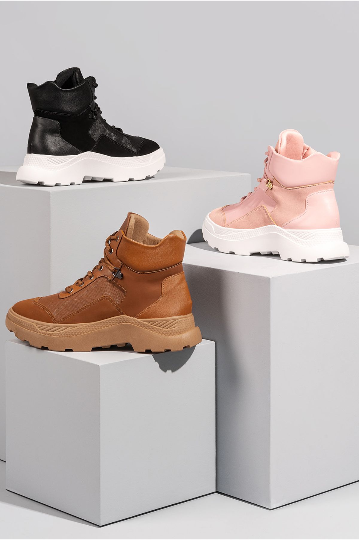 tenis cano alto feminino plataforma