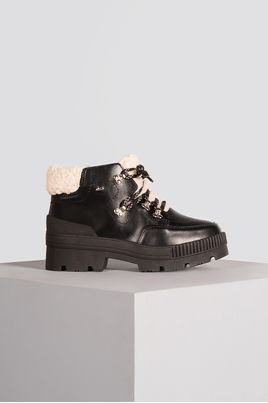 Bota Feminina Coturno Kyana Dakota - Mundial Calçados